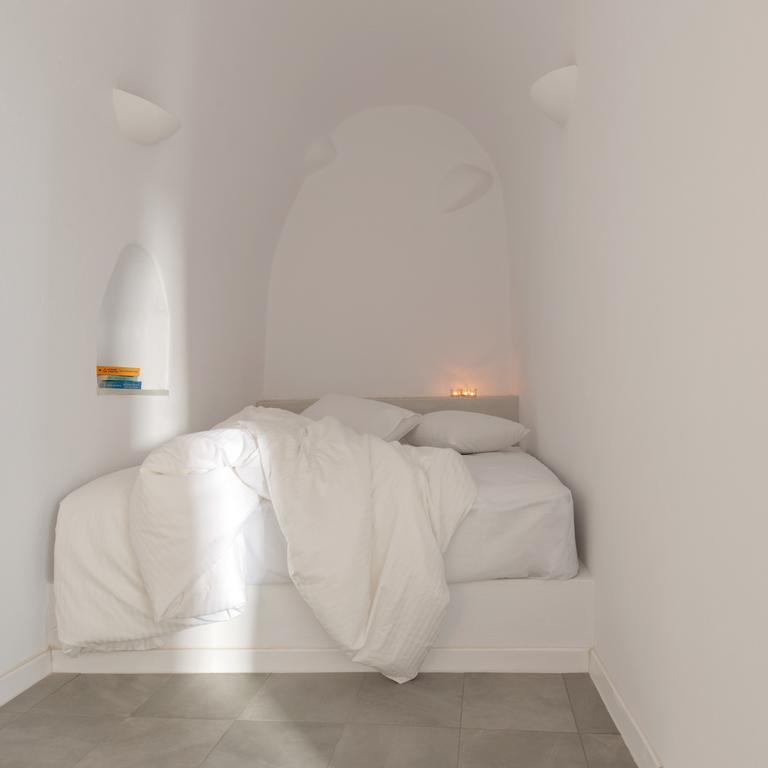 Evmenia Luxury Cave Villa Oía Exterior photo