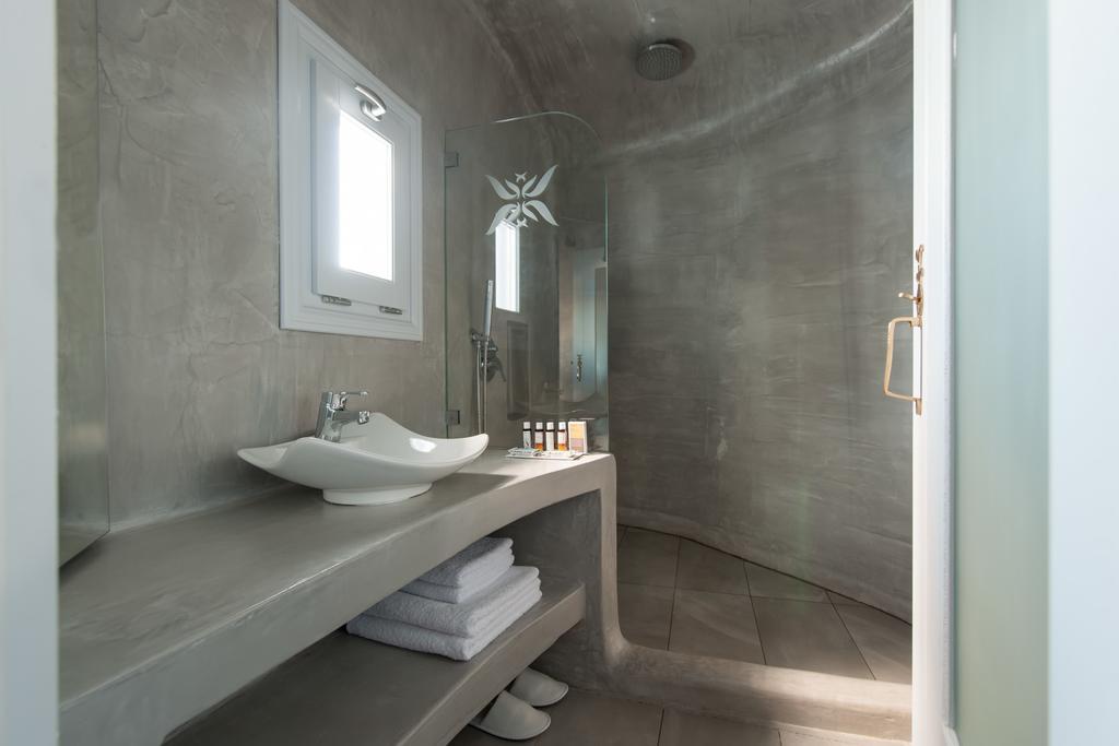 Evmenia Luxury Cave Villa Oía Room photo