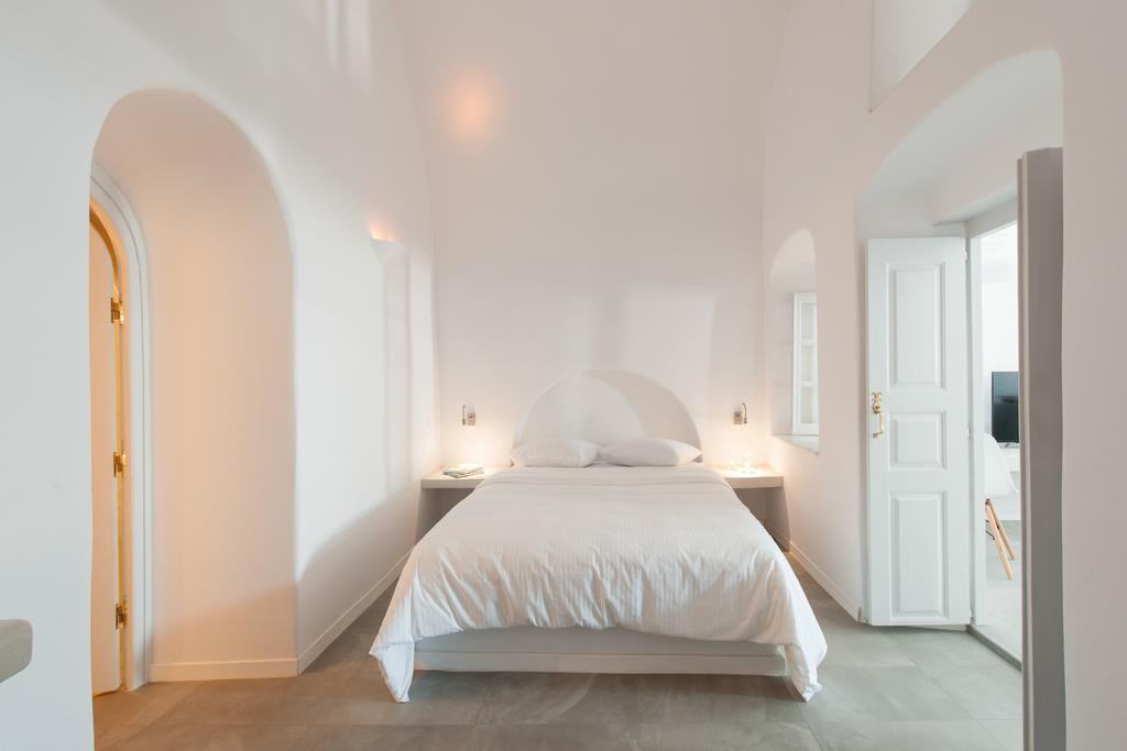 Evmenia Luxury Cave Villa Oía Exterior photo
